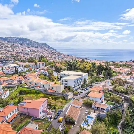 Patio Da Achada View شقة فونشال