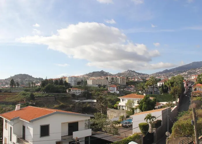 Patio Da Achada View شقة فونشال